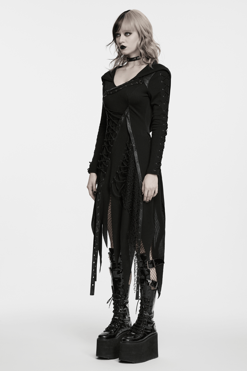 Gothic-Strickkleid mit Kapuze und asymmetrischem Saum