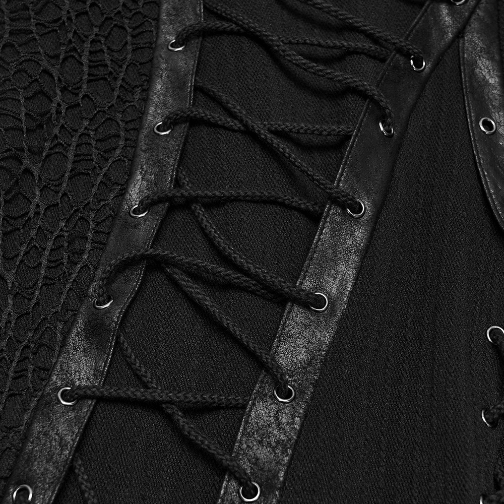 Gothic-Strickkleid mit Kapuze und asymmetrischem Saum