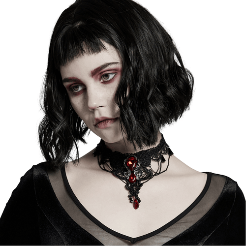 Gothic-Halskette mit Spitze und Rubin-Anhänger für Damen