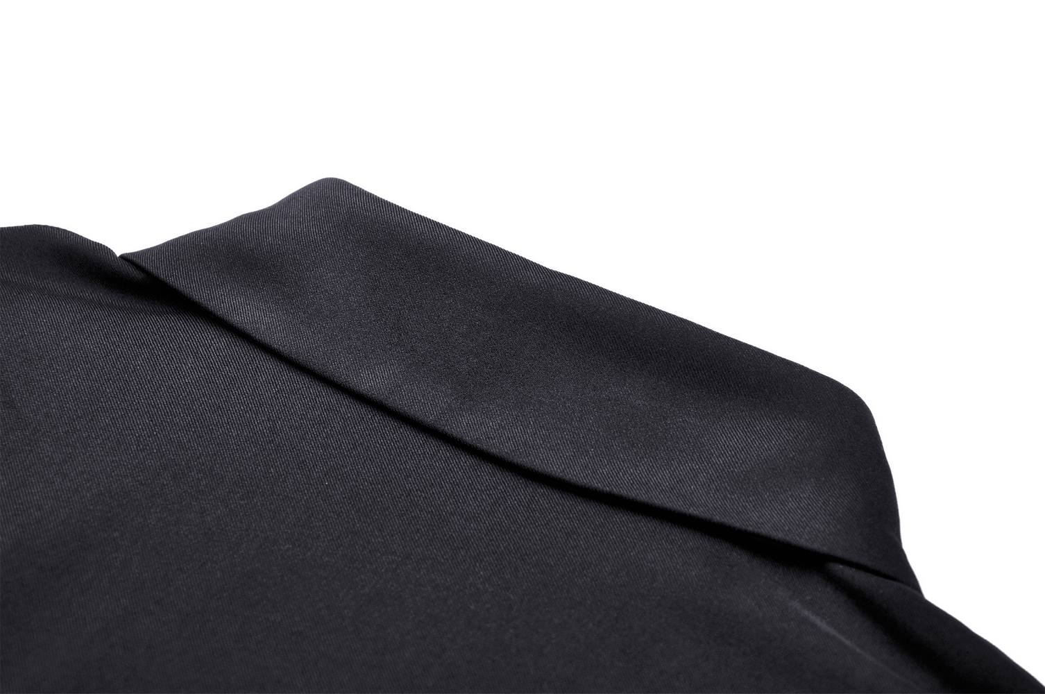 Close-up of the doll collar on a Gothic Lolita black dress, showcasing its elegant design and soft fabric texture.