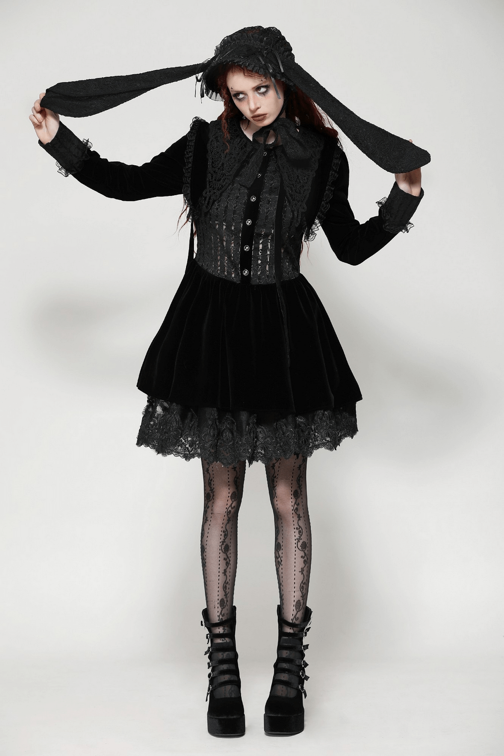 Capucha de Encaje Gothic Lolita con Cinta y Orejas Largas de Conejo