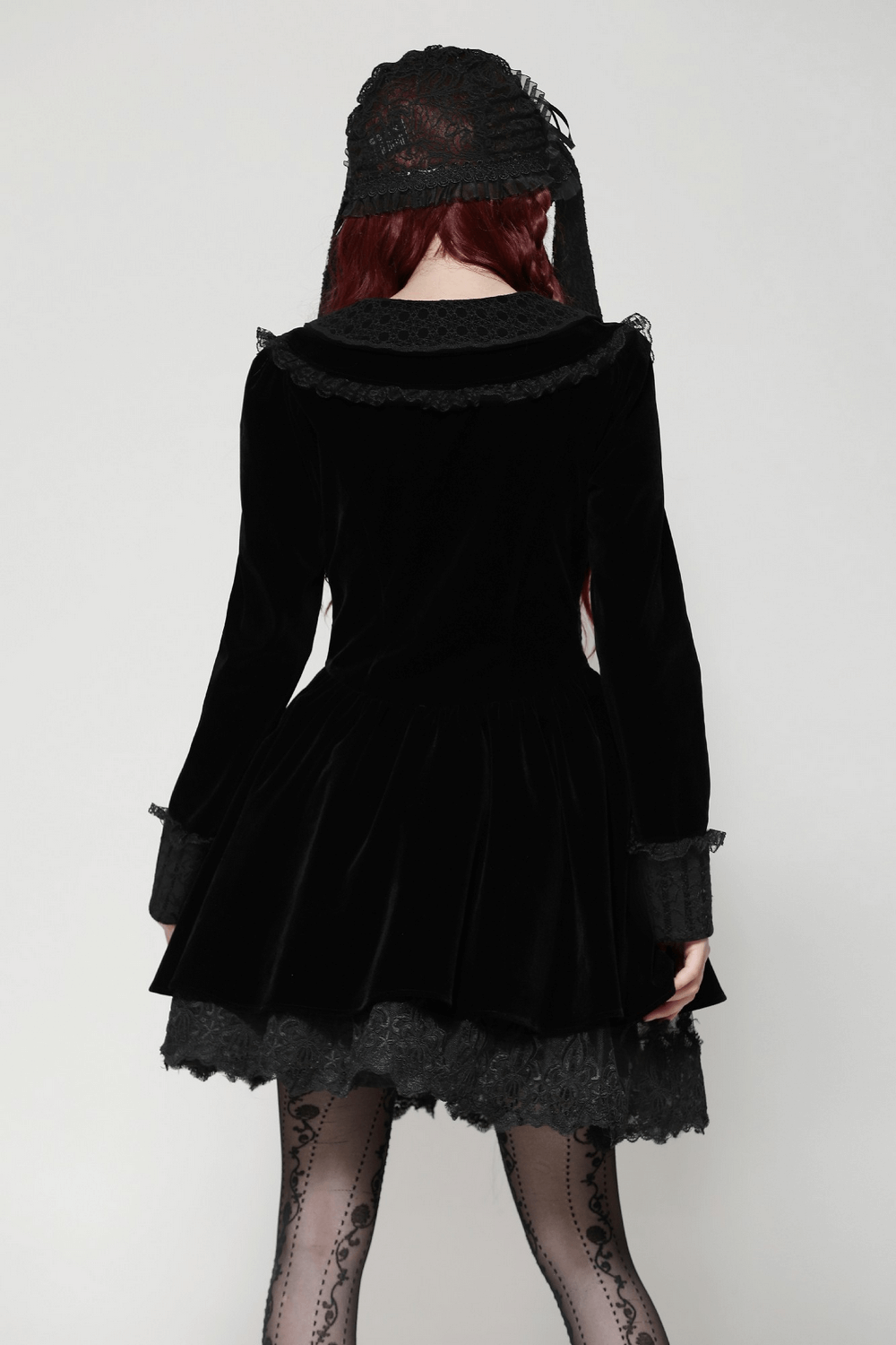 Capucha de Encaje Gothic Lolita con Cinta y Orejas Largas de Conejo