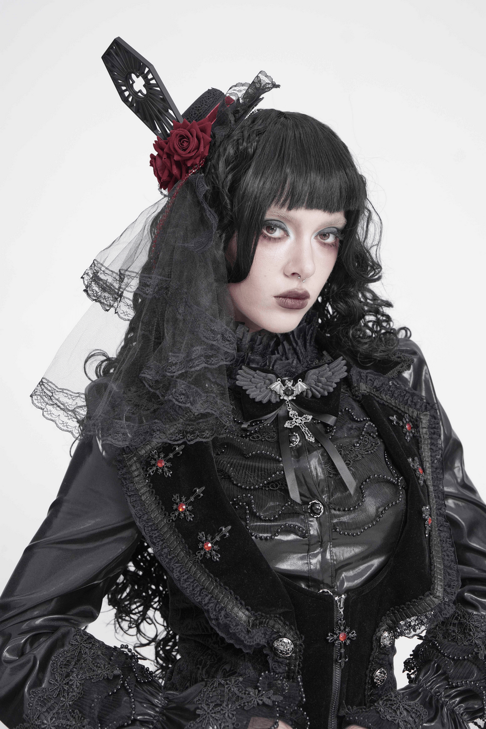 Gothic Mini Top Hat Fascinator with Lace Veil and Roses