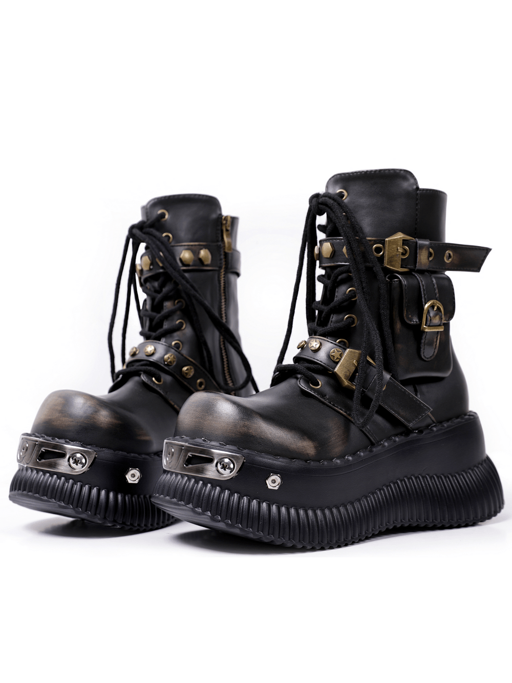 Braune Plateau-Sneaker aus Wildleder mit Sternprägung