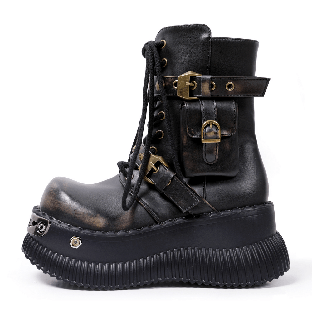Braune Plateau-Sneaker aus Wildleder mit Sternprägung