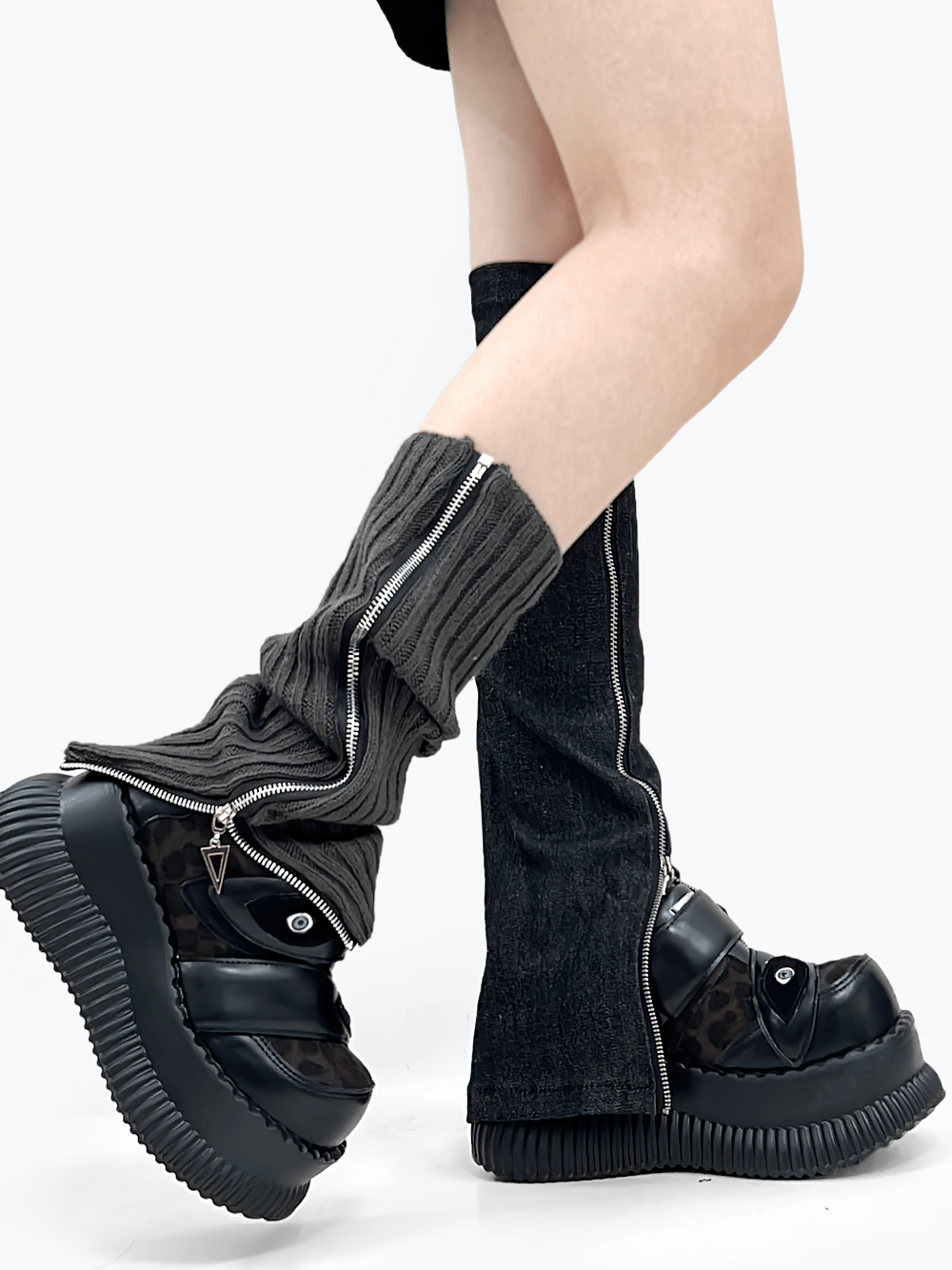 Gothic-Plateau-Loafer mit Leoparden-Mikrofaser-Detail