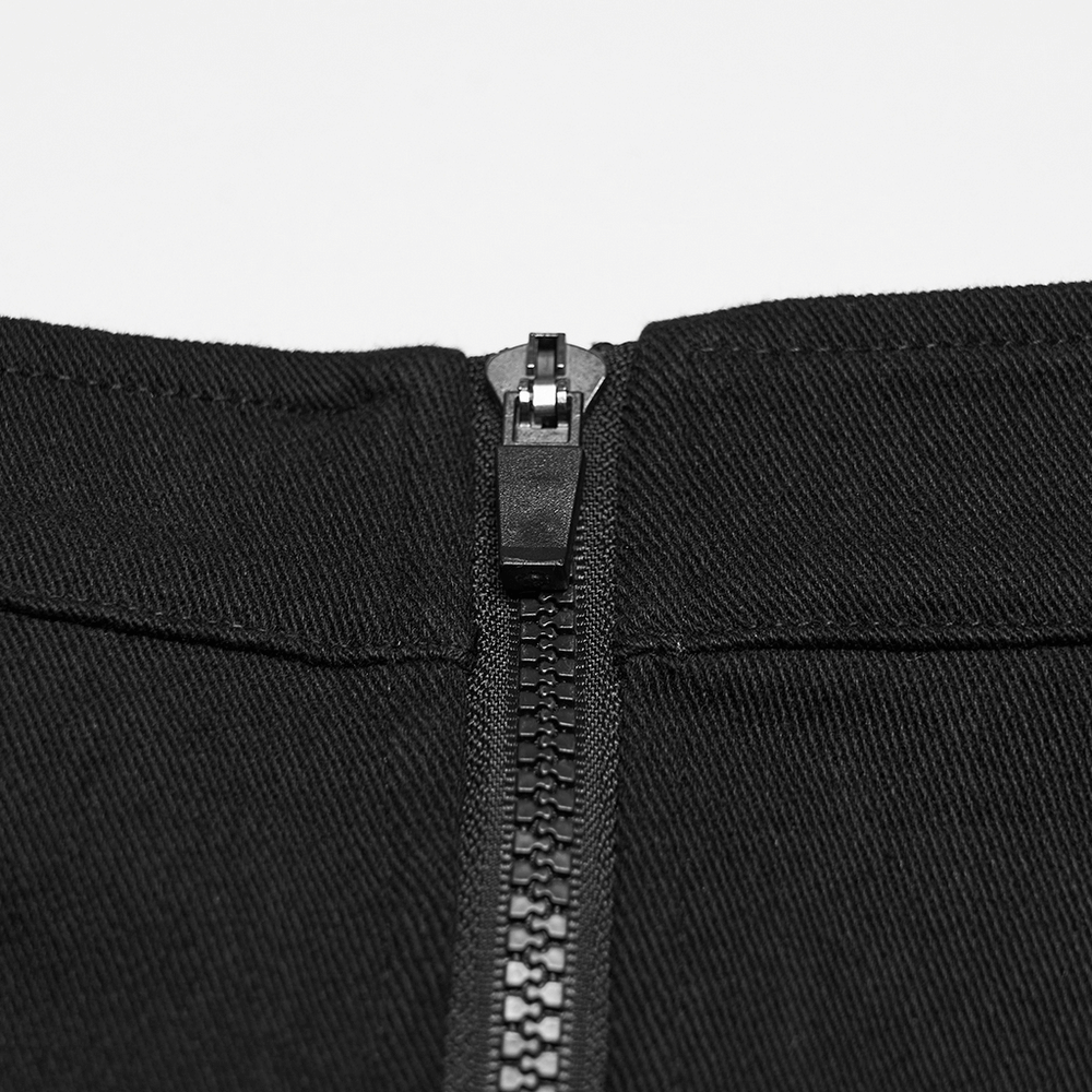 Close-up of the zipper on the Gothic Punk Twill Mini Skirt with Zip Cargo Pockets, showcasing its durable design.