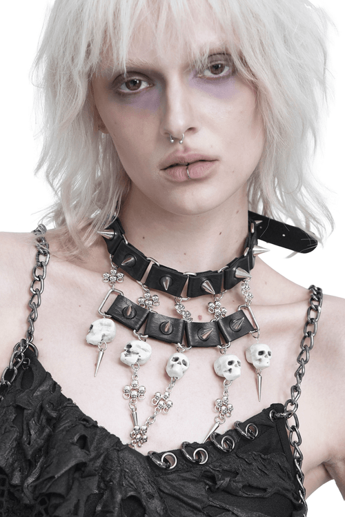 Choker Negro Gótico con Calavera, Púas y Cadenas