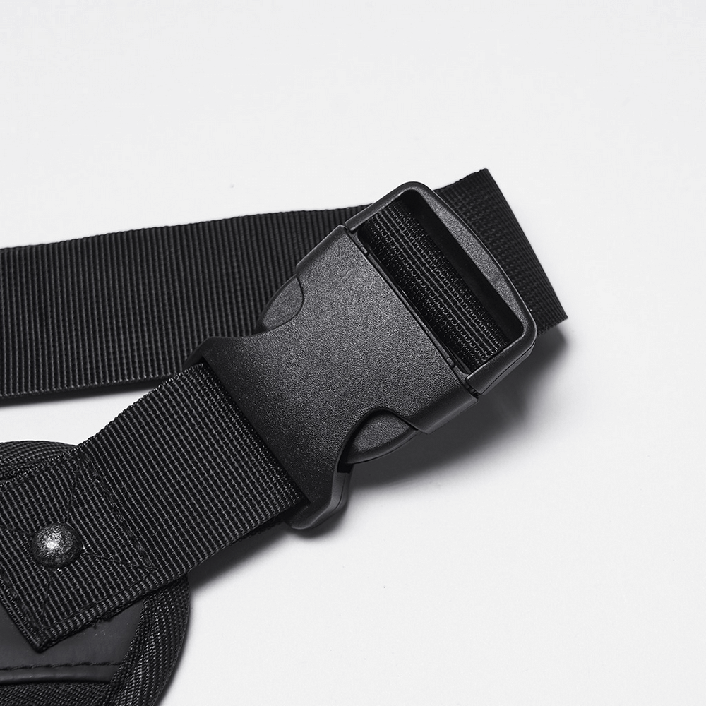 Close-up of a black waist bag buckle featuring durable nylon straps for secure wear and stylish function.