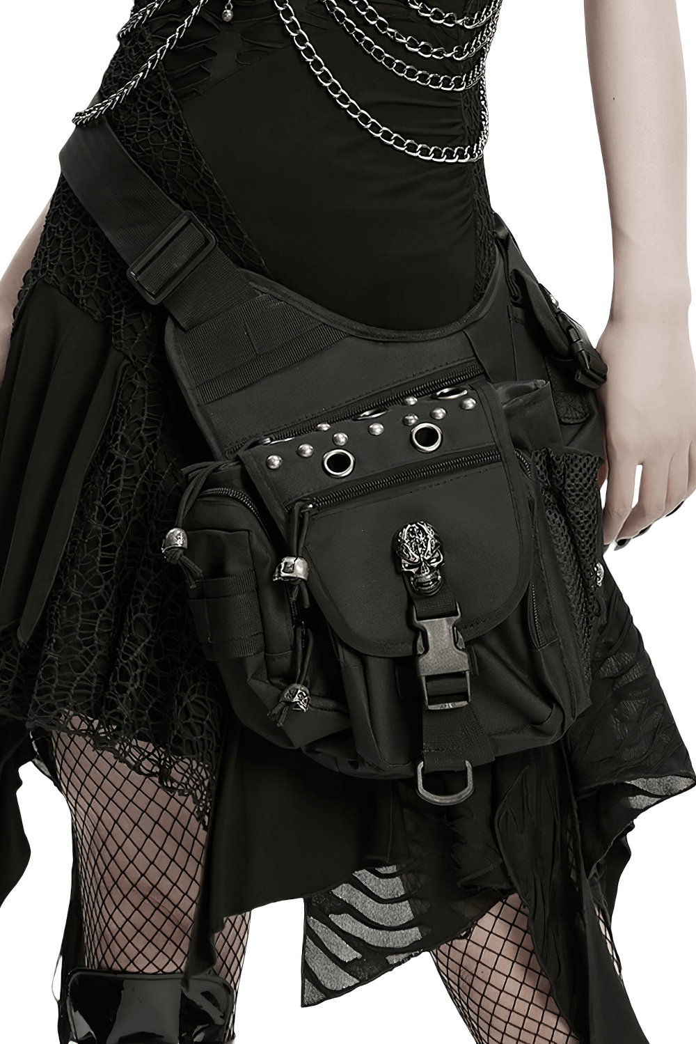 Gothic skull waist-leg bag with rivets, perfect for punk and alternative fashion lovers.