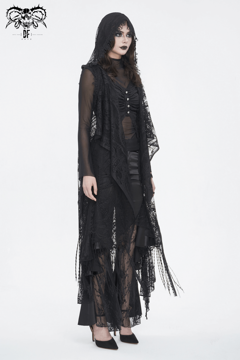 Elegant Gothic sleeveless hooded lace cape with tassels, perfect for Halloween or masquerade events.