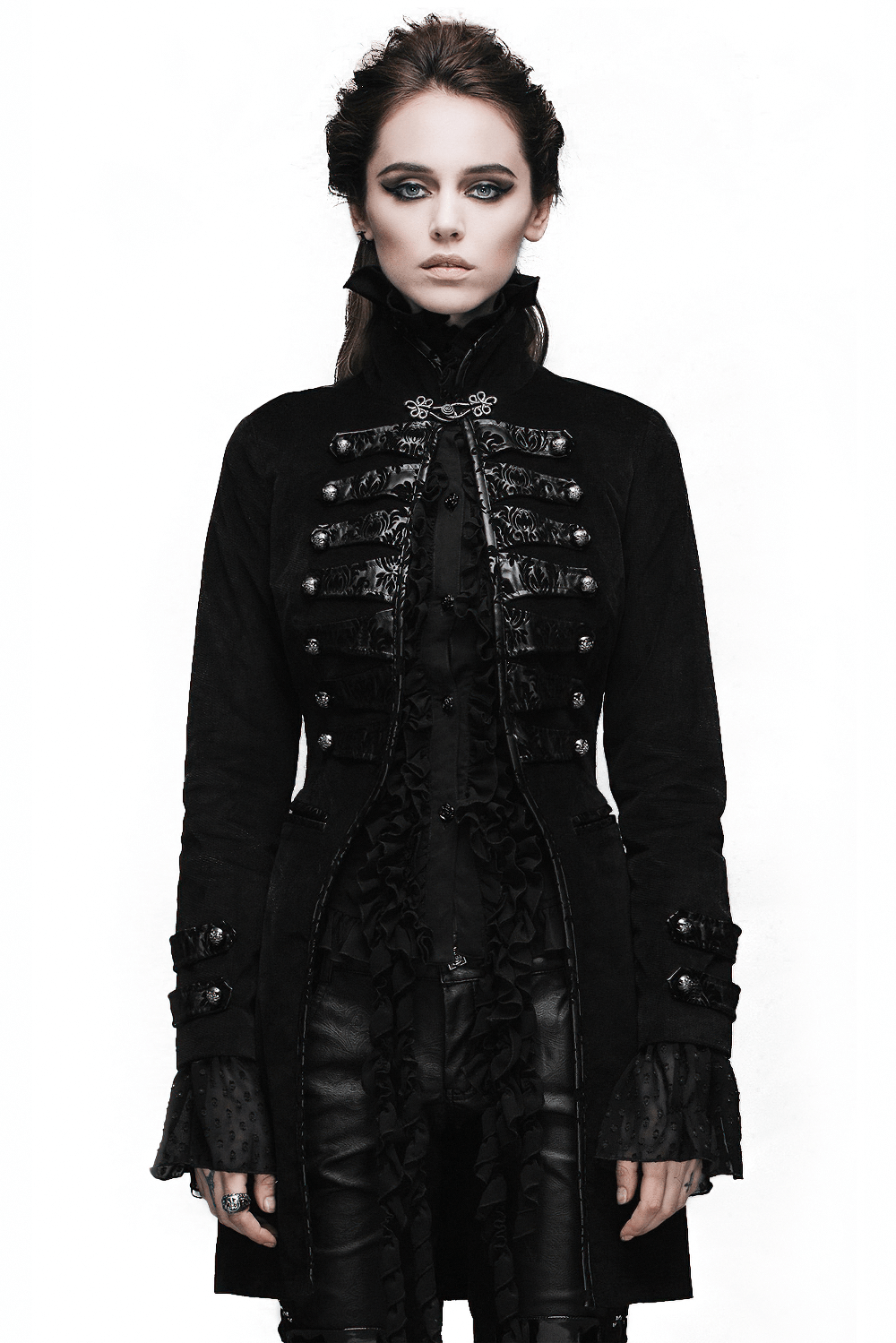 Gothic style women's black cotton coat with vintage design and fitted cut, perfect for a retro wardrobe update.