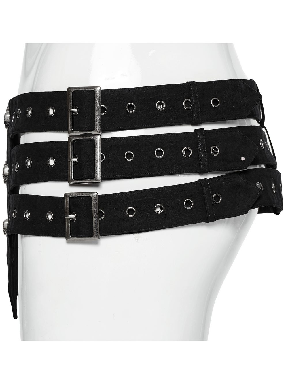 Gothic triple-row punk belt with skull studs, adjustable loops, and a bold distressed design. Perfect for alternative styles.