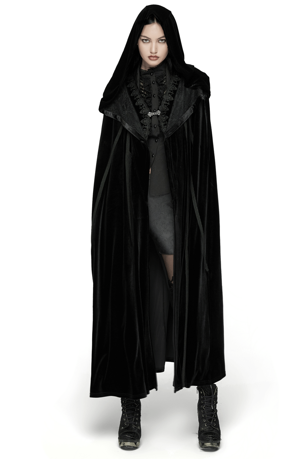 Gothic velour long cape with hood and lace details, perfect for a dramatic and stylish gothic look.