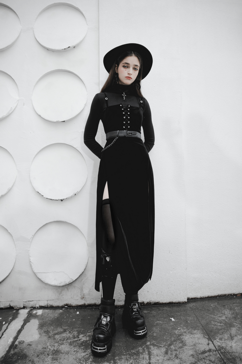 Gothic Women's Velvet Long Dress with Suspenders