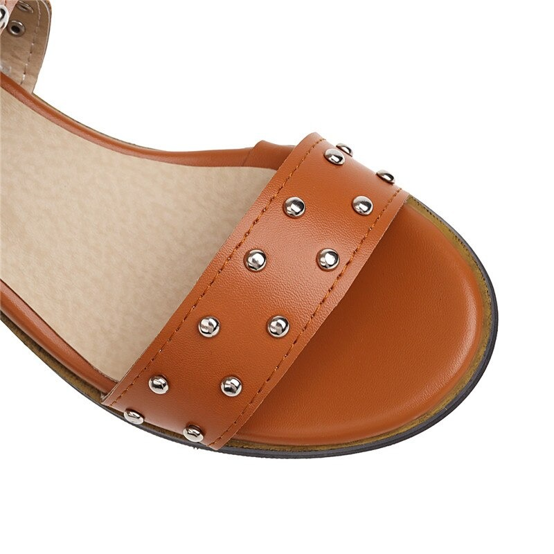 High Heels Sandals for Women / Vintage Shoes with Rivet Buckle / Ladies Summer Sandals - HARD'N'HEAVY