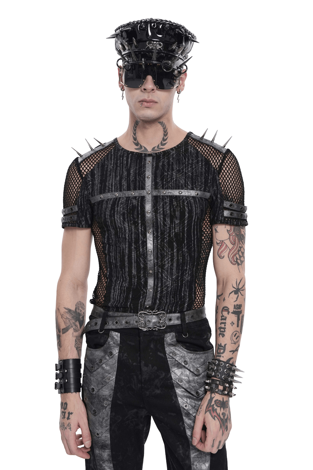 Camiseta de Malla Punk Industrial con Detalle de Cruz con Tachuelas