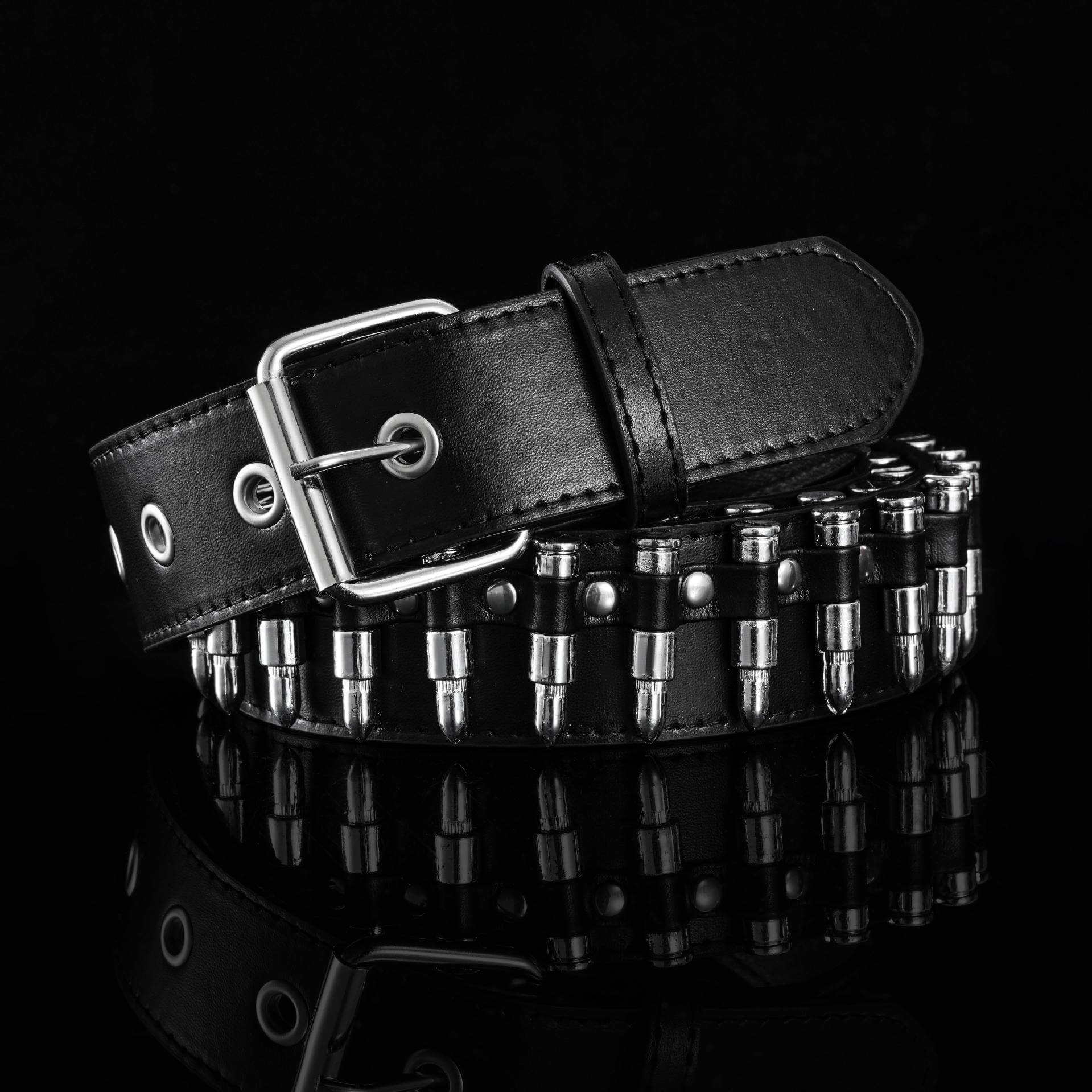 Leather Belt with Bullet Rivets / Motorcycle Belts for Women and Men in Rock Style - HARD'N'HEAVY