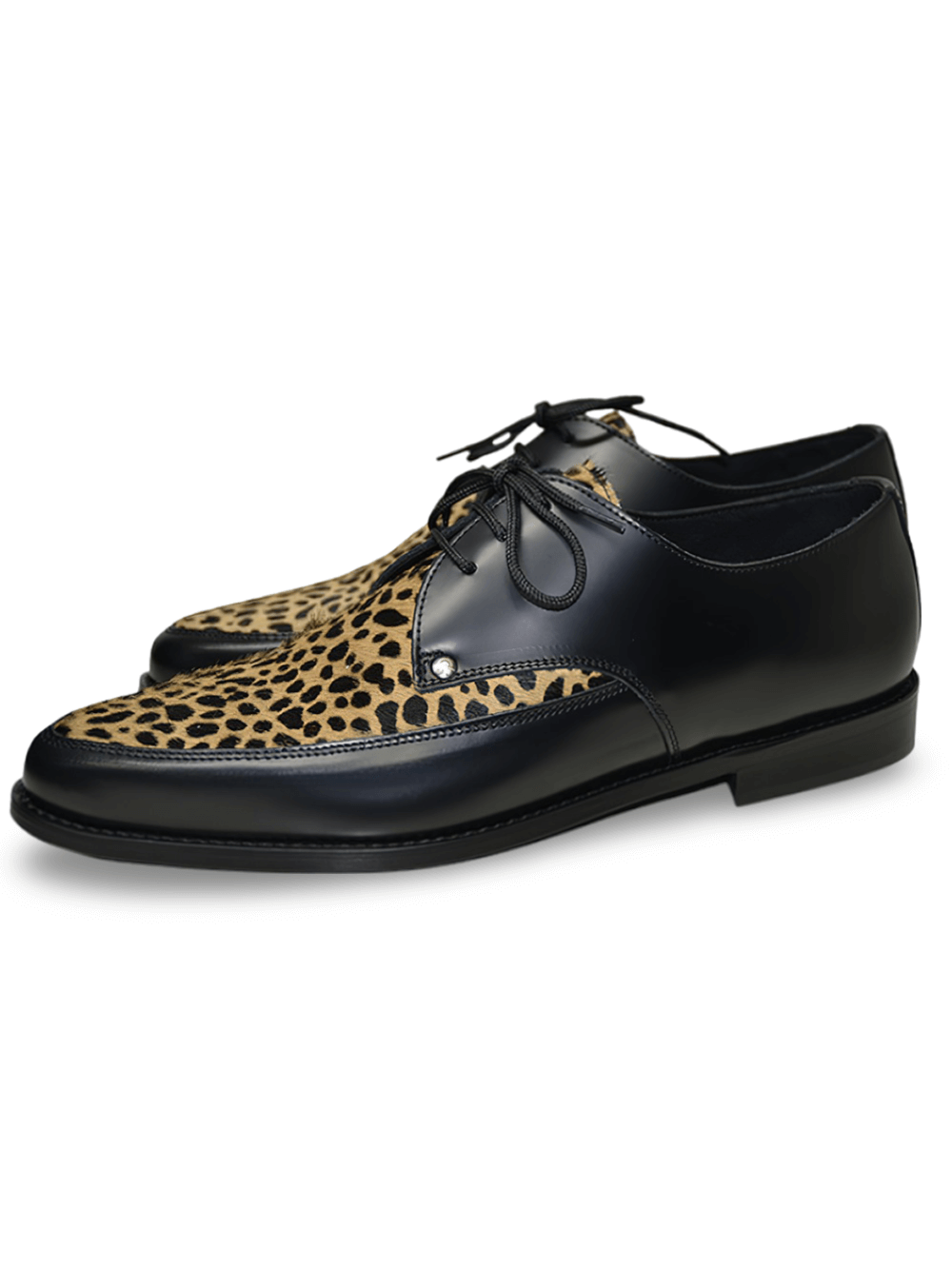 Leopard Print Oxford Shoes with Pointy Toe and Lace-Up