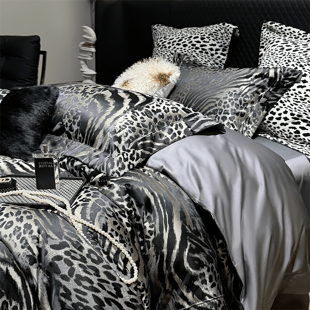 Luxury Leopard Jacquard Egyptian Cotton Bedding Set showcasing elegant leopard patterns and luxurious textures.