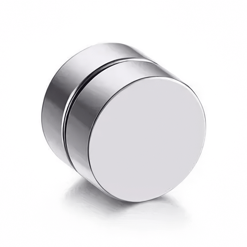 Sleek magnetic stud earring with a polished stainless steel finish, perfect for stylish unisex accessories.