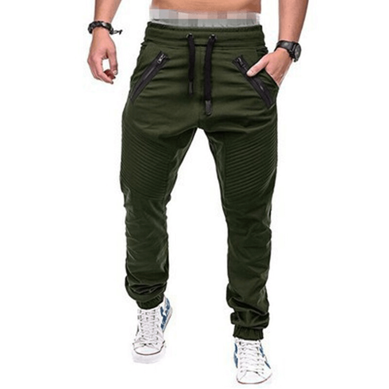 Men's casual joggers in olive green, featuring cargo style with multiple pockets and a comfortable fit.