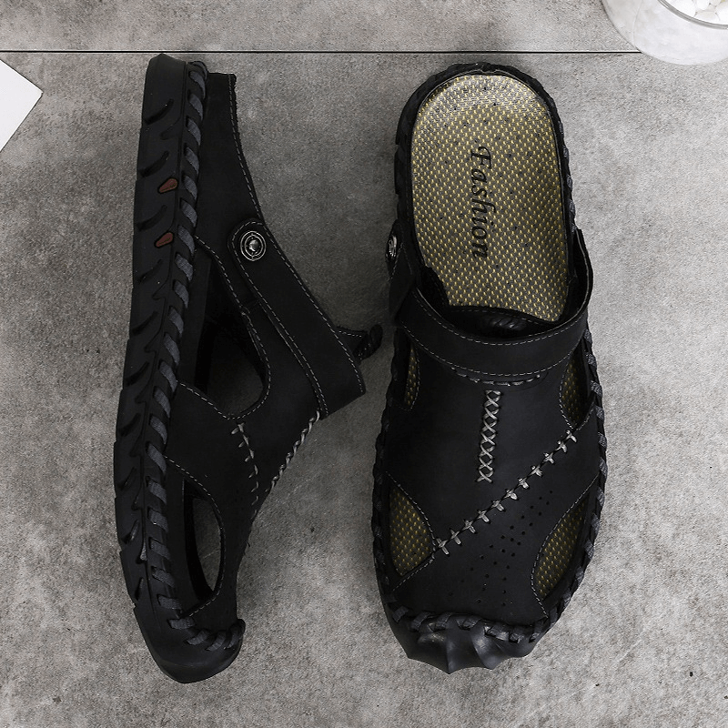 Men's genuine leather sandals in black with stylish stitching for summer outdoor comfort.