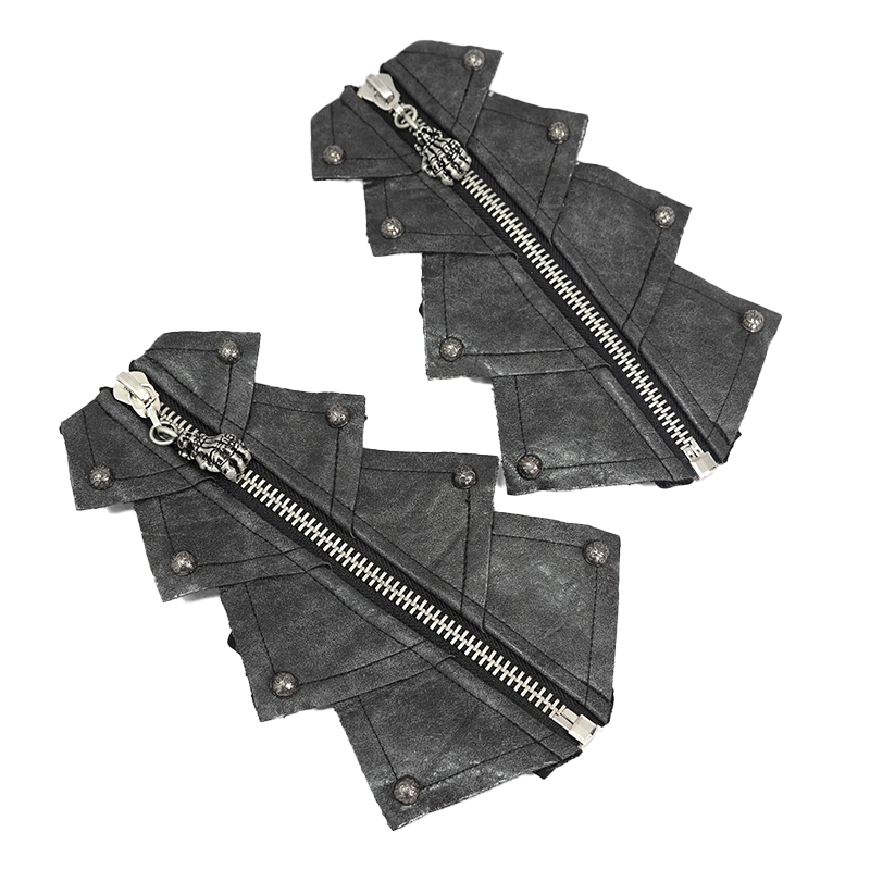 Men's gothic black leather gloves with rivets and skull zipper, perfect for a trendy accessory look.