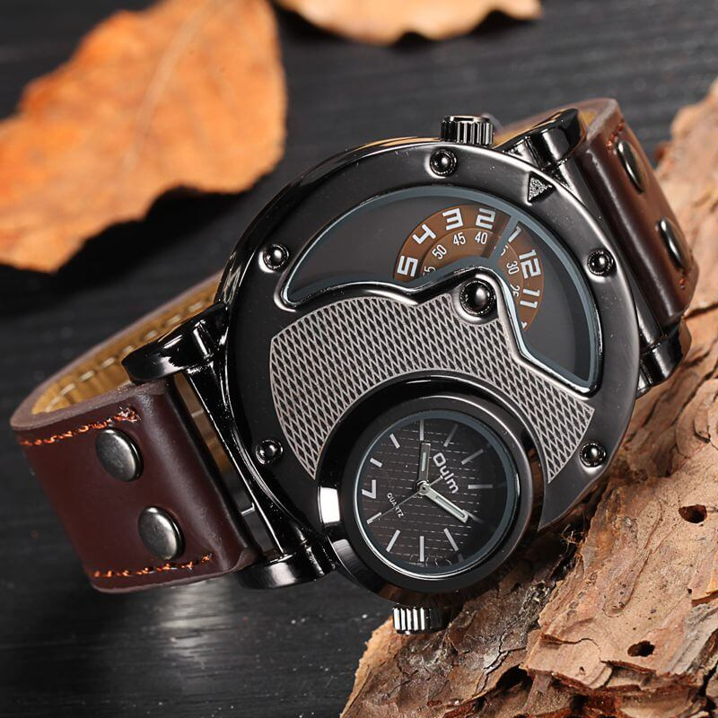 Military men's PU leather strap antique watch showcasing rugged design and quartz functionality, perfect for every occasion.