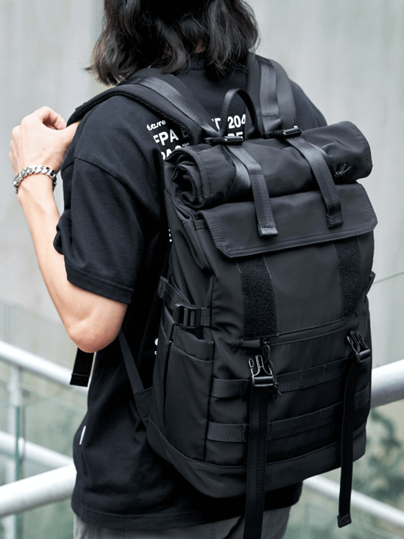 Unisex motorcycle waterproof large backpack, wear-resistant and scratch-resistant, perfect for travel and urban adventures.
