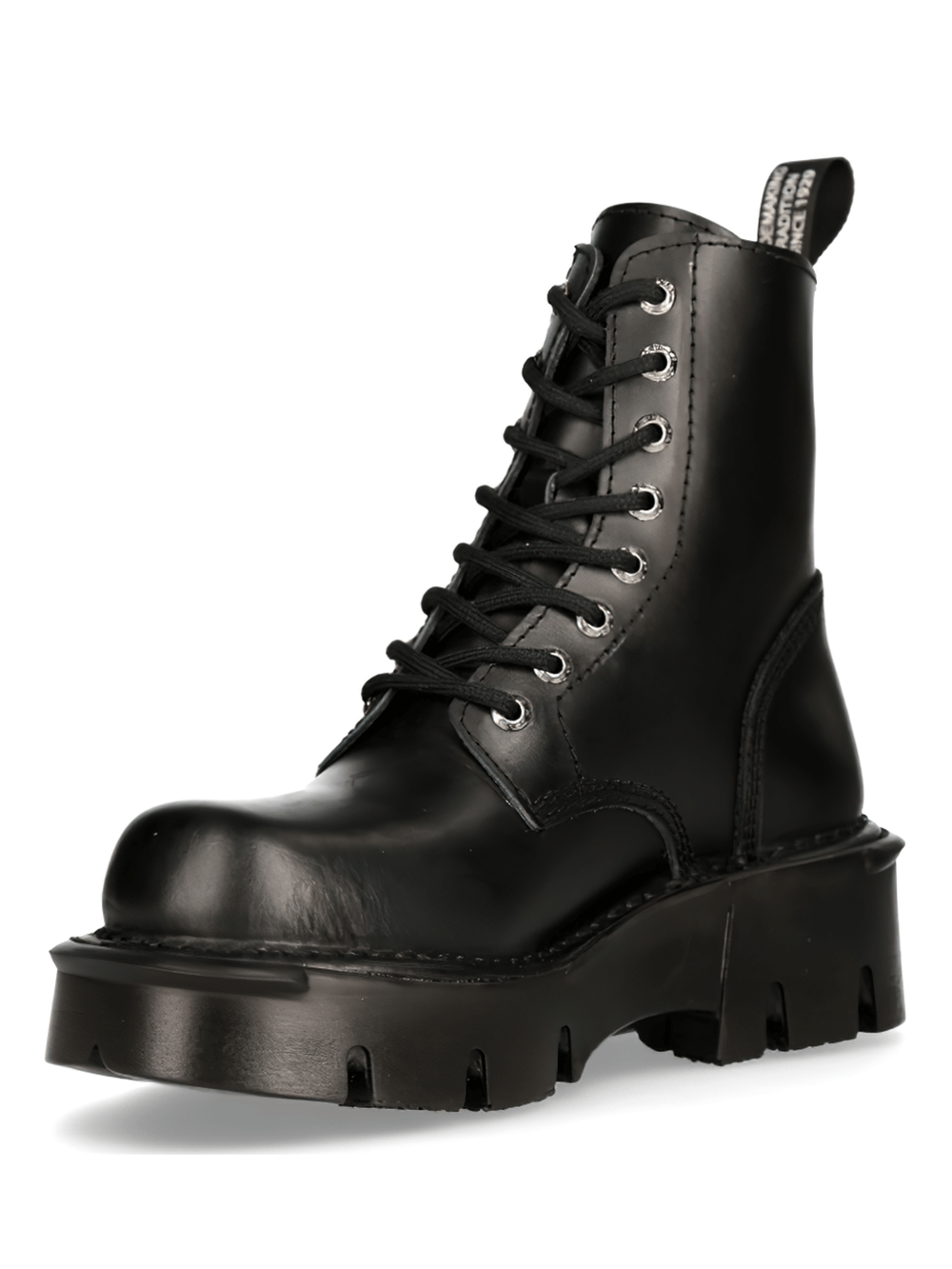 NEW ROCK black leather military-inspired platform boots with gothic style and robust design.
