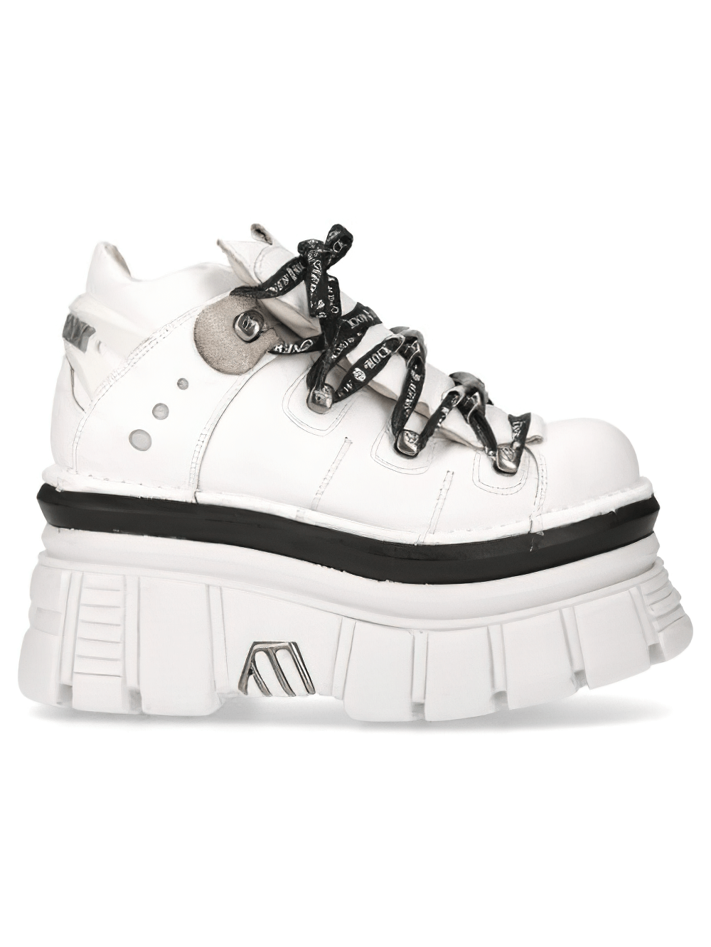 NEW ROCK bold white gothic lace-up platform boots with chunky sole and punk rock design.