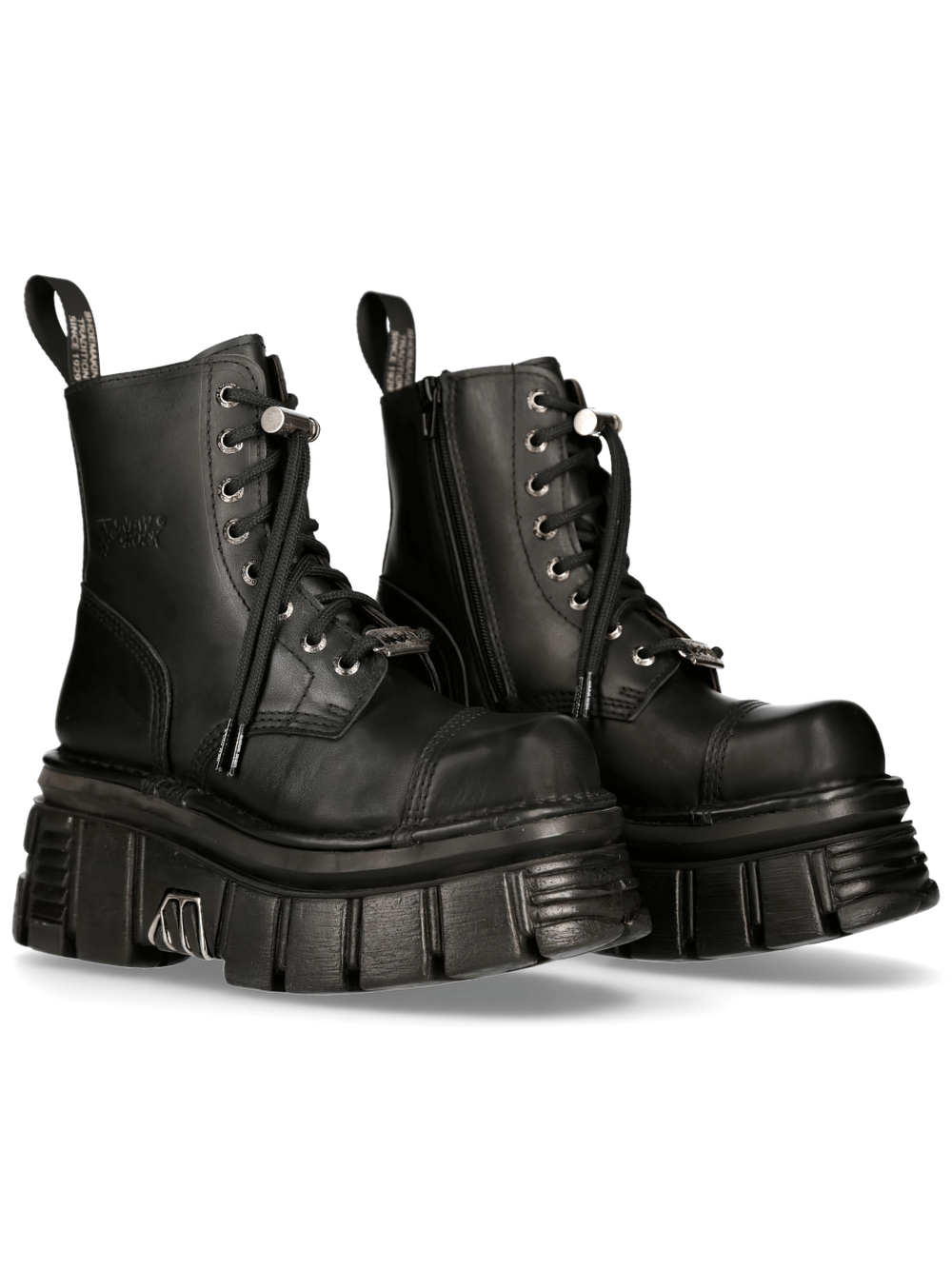 NEW ROCK chunky platform black leather boots with lace-up design and rugged sole for urban adventures.