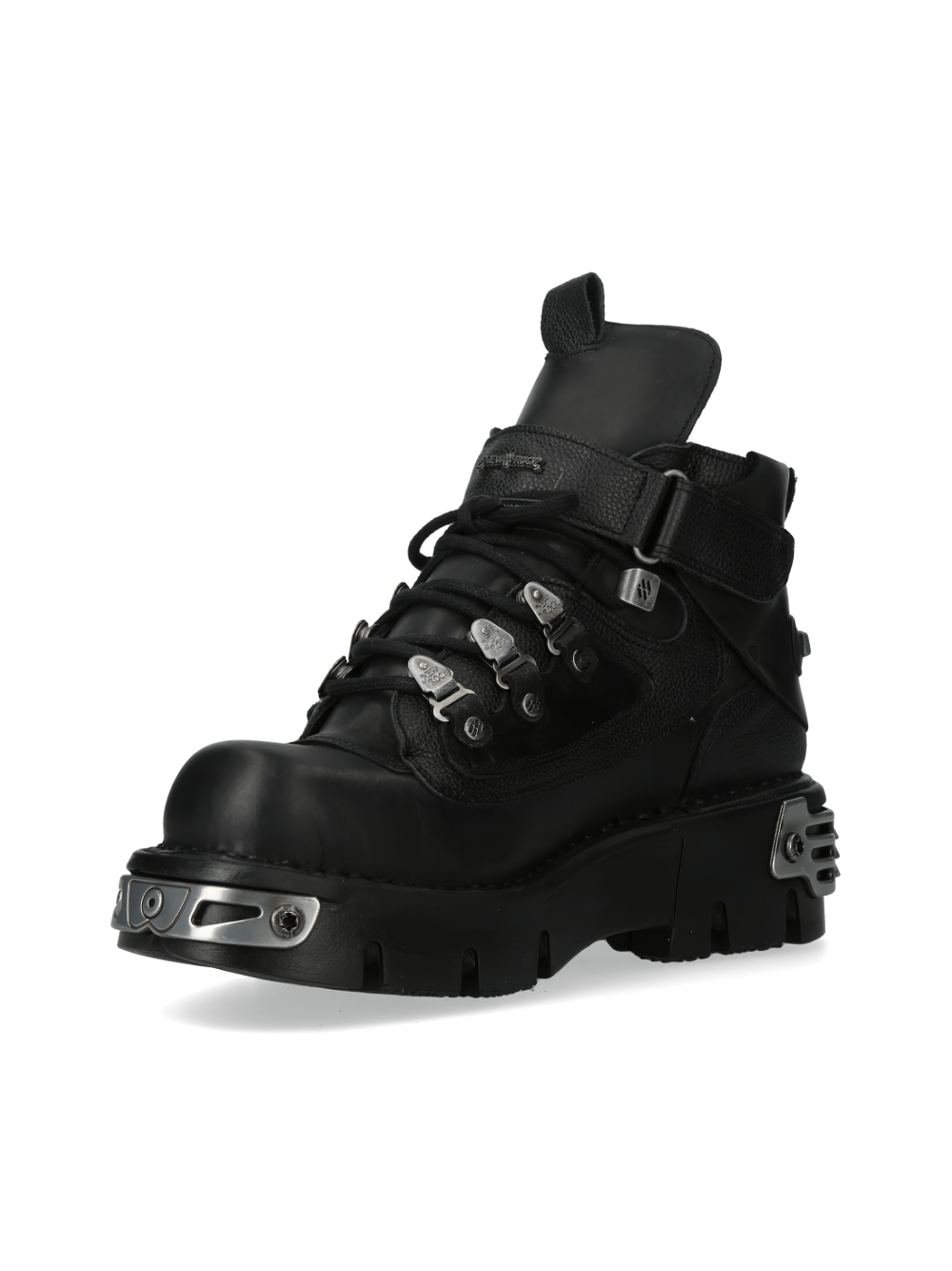 NEW ROCK Gothic black ankle boot with metal details and punk rock design, showcasing a unique style.