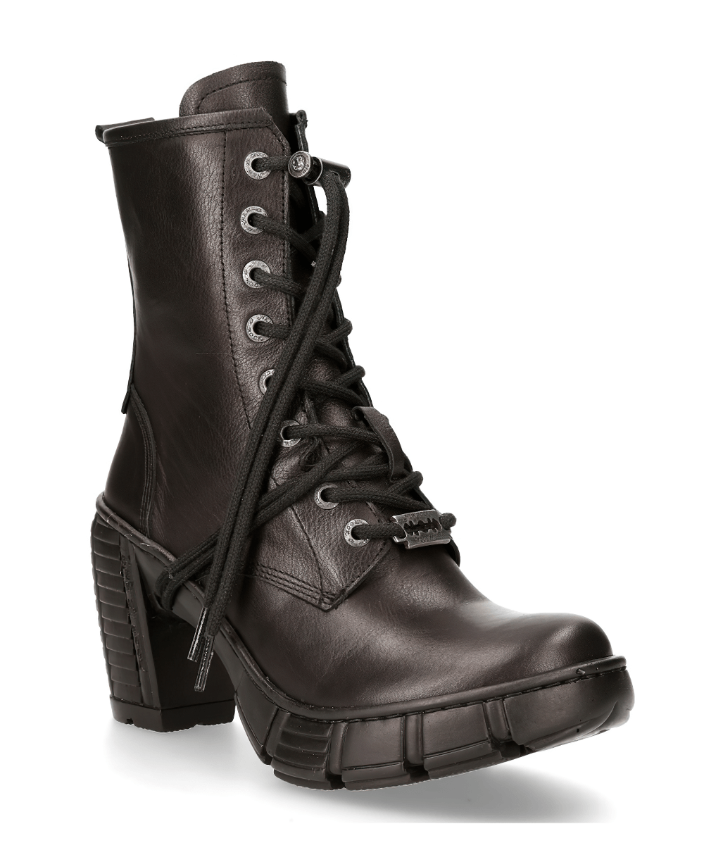 NEW ROCK Gothic Lace-Up Ankle Boots in black with chunky heel, perfect for a bold, edgy look.