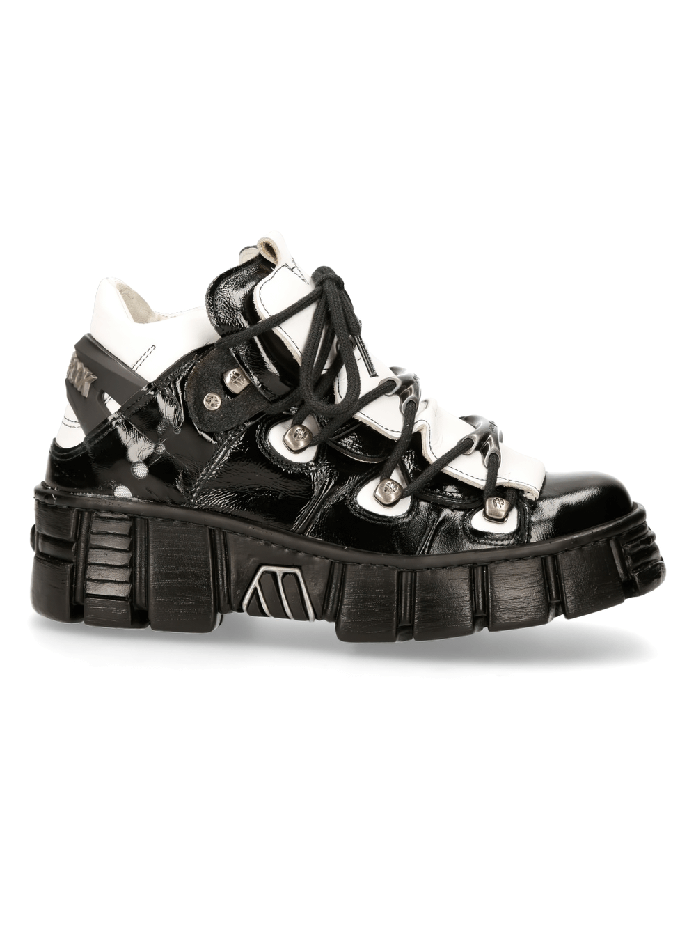 NEW ROCK Heavy Rock platform sneakers in black and white with chunky sole and lace-up design for a bold punk aesthetic.