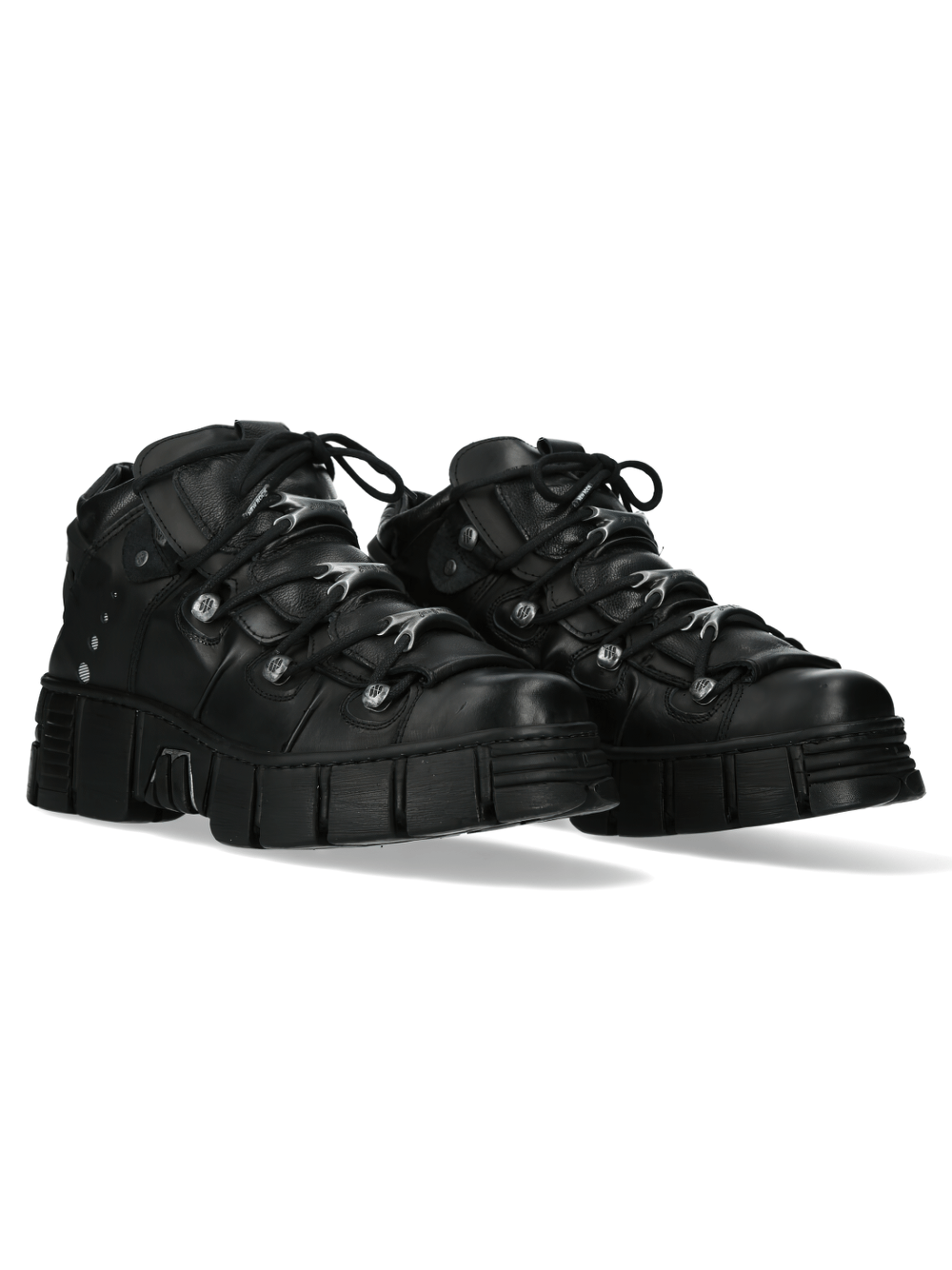 NEW ROCK matte black platform boots with metallic bone laces, featuring a chunky sole and stylish design for urban fashion.
