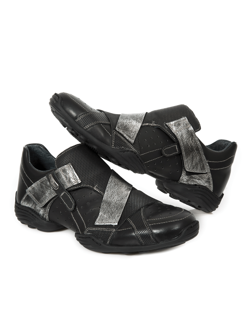 NEW ROCK Men's black leather shoes with silver Velcro strap and durable rubber sole.