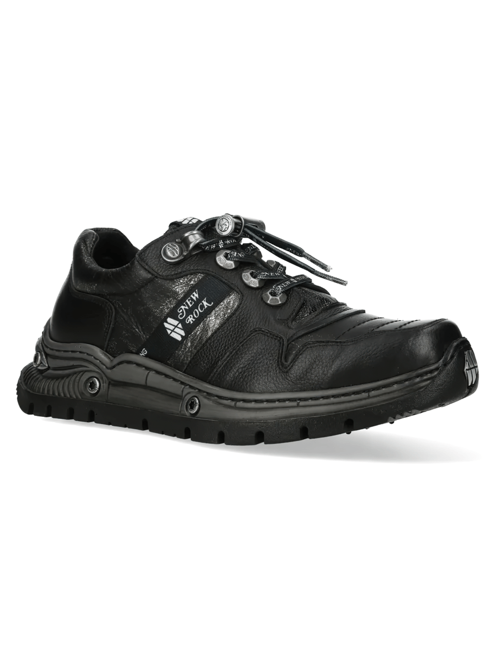 NEW ROCK Men's Gothic Rock Low-Top Chunky Tread Sneakers in black with industrial tread and metal eyelets.