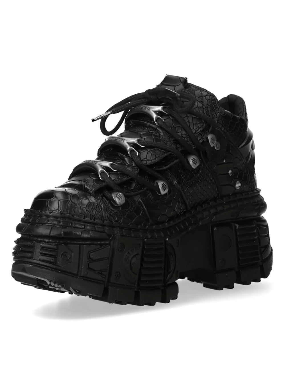 NEW ROCK Men's Gothic Shoes with Croc Texture and Metal Trim featuring rugged tread and stylish black design.