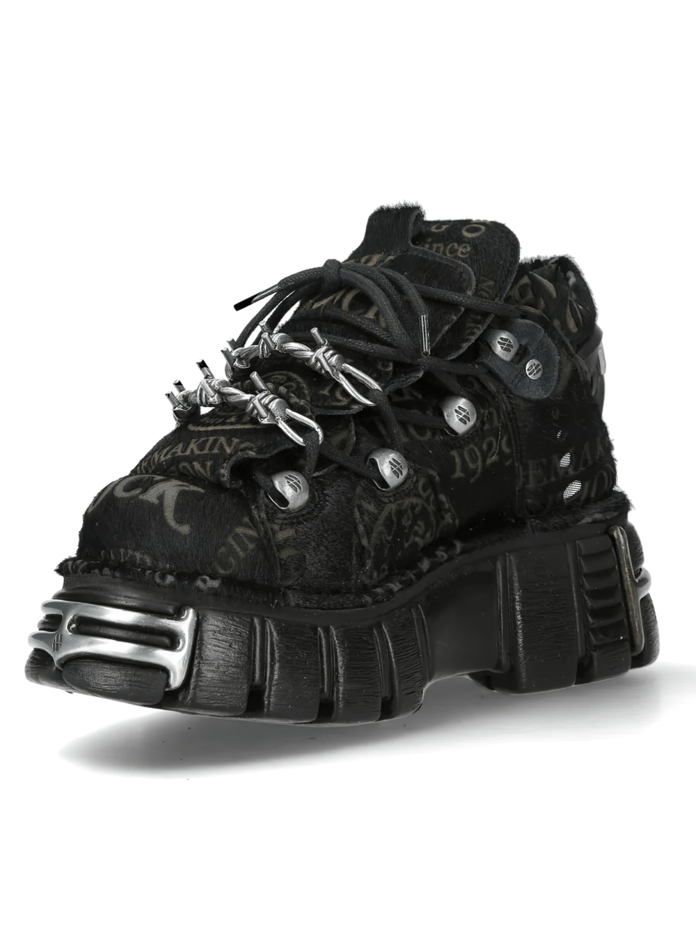 NEW ROCK Men's Punk Ankle Boots With Barbed Wire Plates in black with chunky sole and spiked laces.