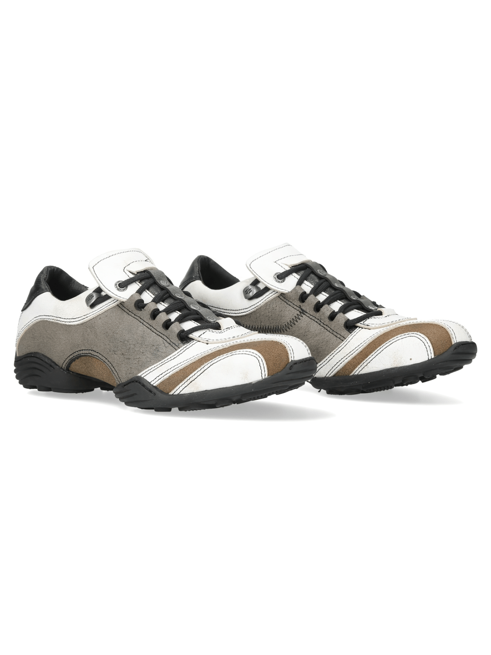 NEW ROCK Men's Rock Lace-Up Sports Shoes with Side Panels in gray with contrast stitching and black laces.