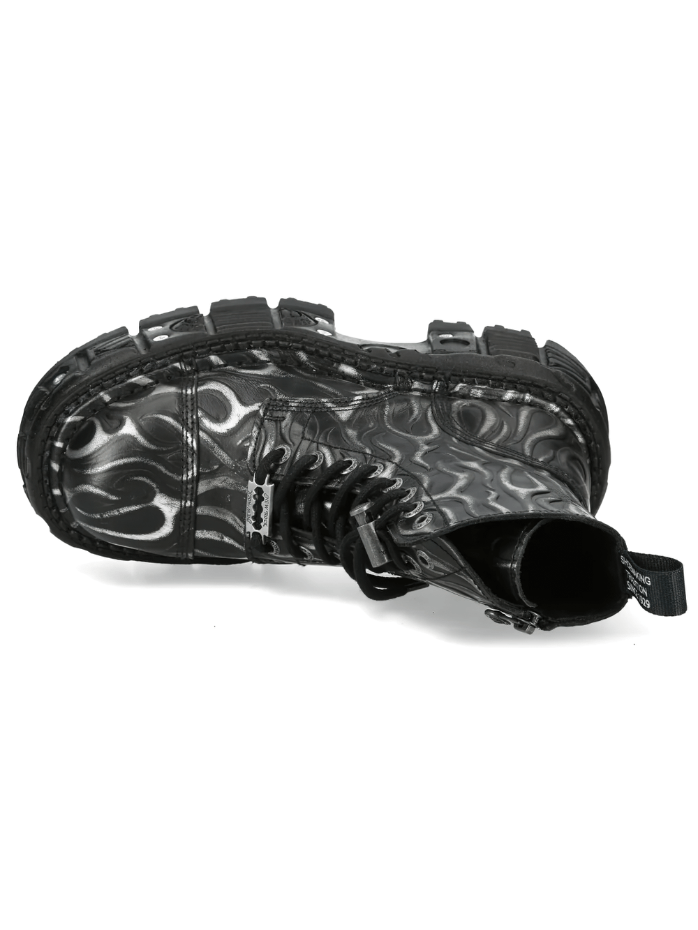 NEW ROCK Men's Silver Flame Boots with Chunky Tread Base featuring sleek black and silver flame design.