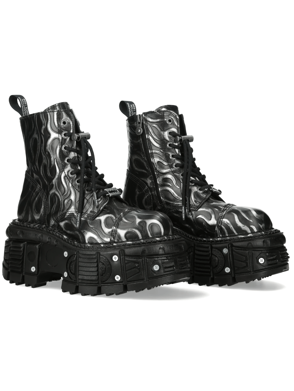 NEW ROCK Men's Silver Flame Boots with Chunky Tread Base featuring black flame design and chunky soles.