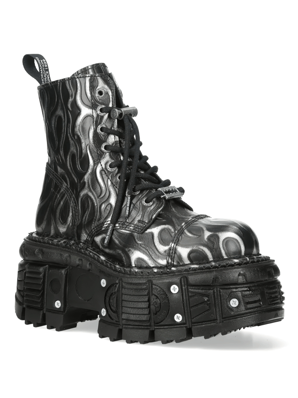 NEW ROCK Men's Silver Flame Boots with Chunky Tread Base featuring black and silver flame design.