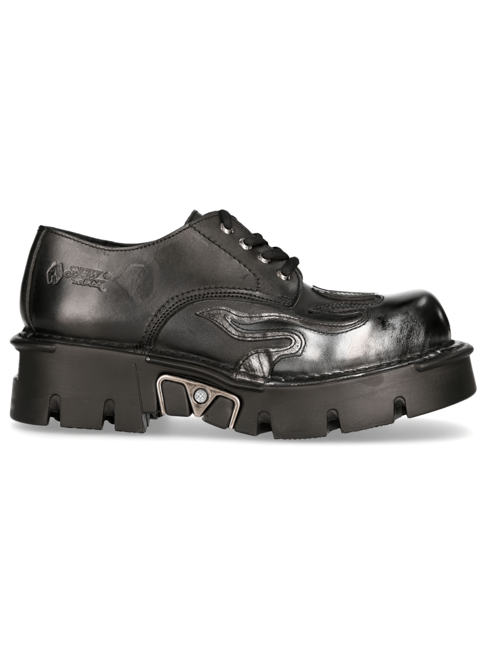 NEW ROCK bold black platform shoes with gothic design and rugged sole for urban style.