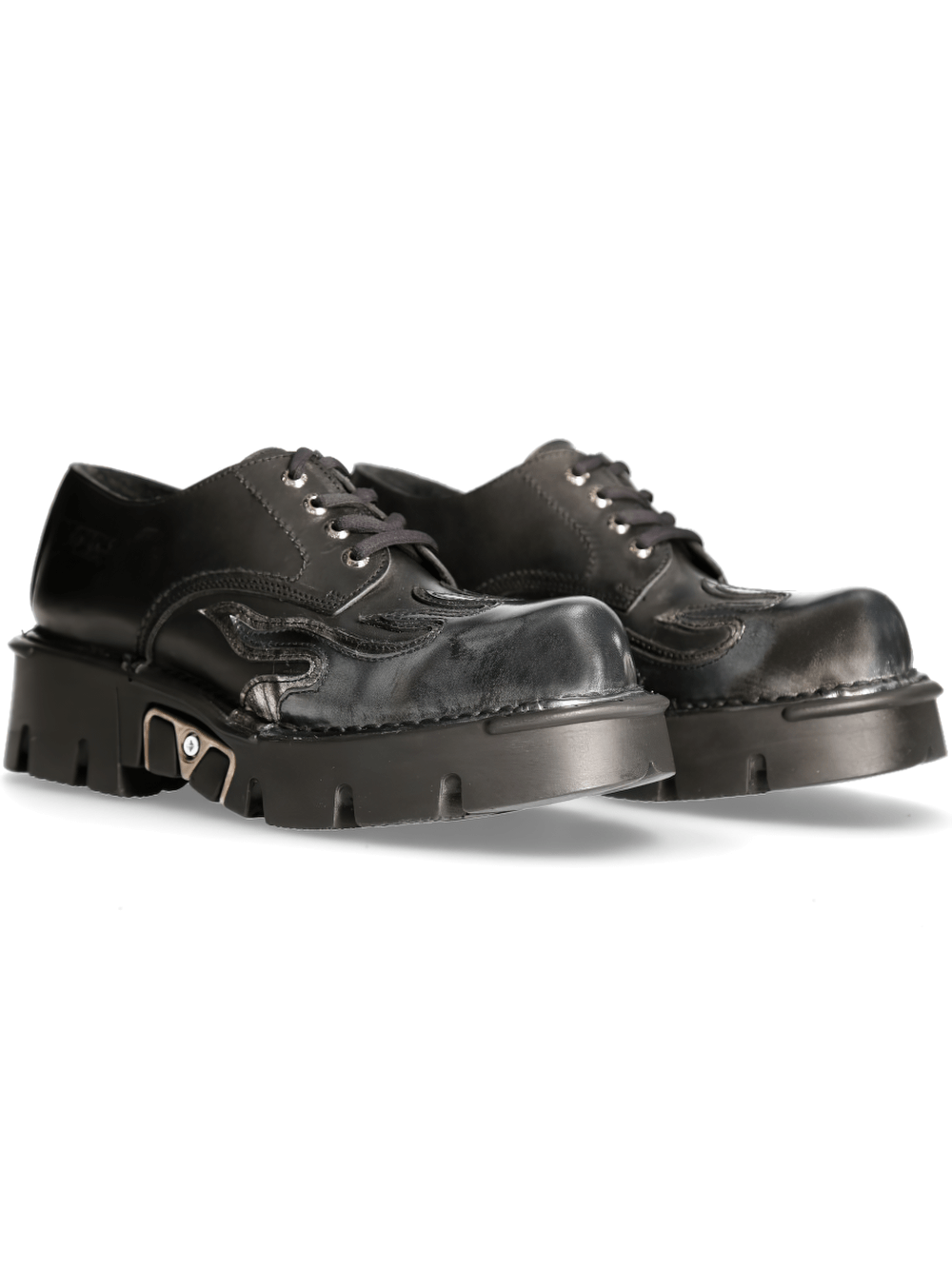 NEW ROCK Bold Platform Shoes with Gothic Design and Urban Style, featuring durable rubber sole and striking detailing.