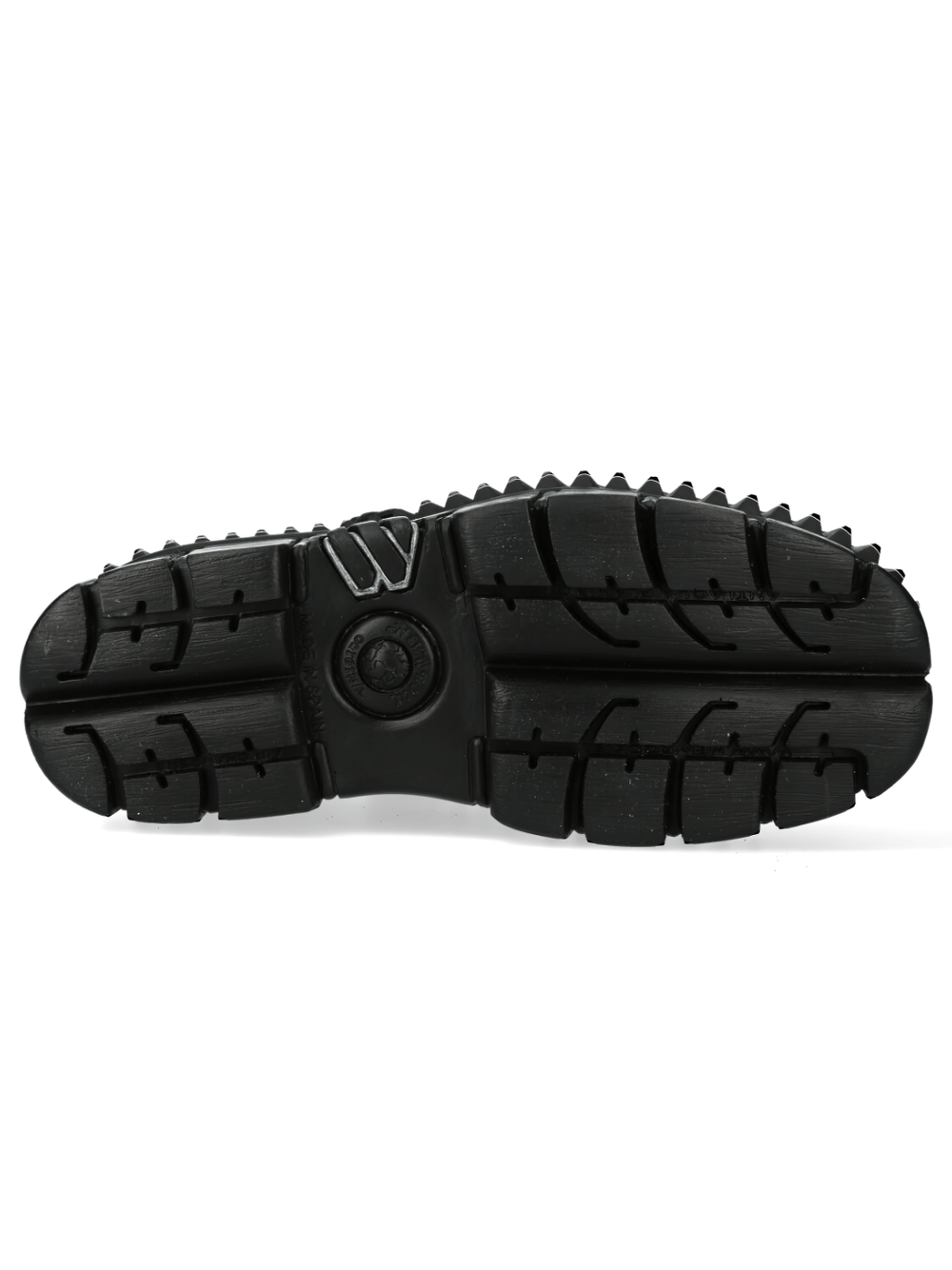 Sole of NEW ROCK Urban Heavy Platform Boots showcasing durable tread and rugged design.