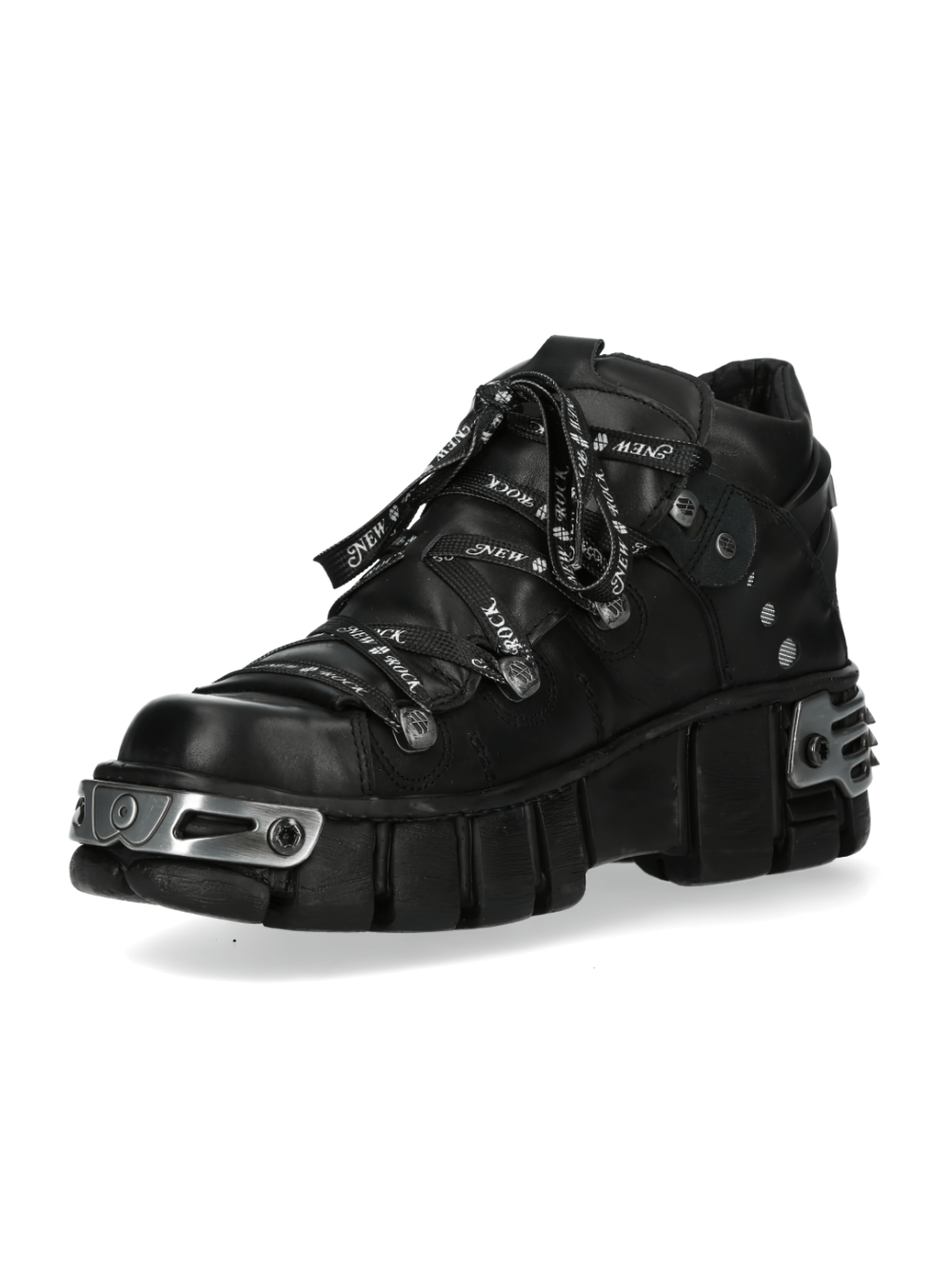 NEW ROCK Urban Heavy Rock Boots in black with metallic accents for a bold urban style.