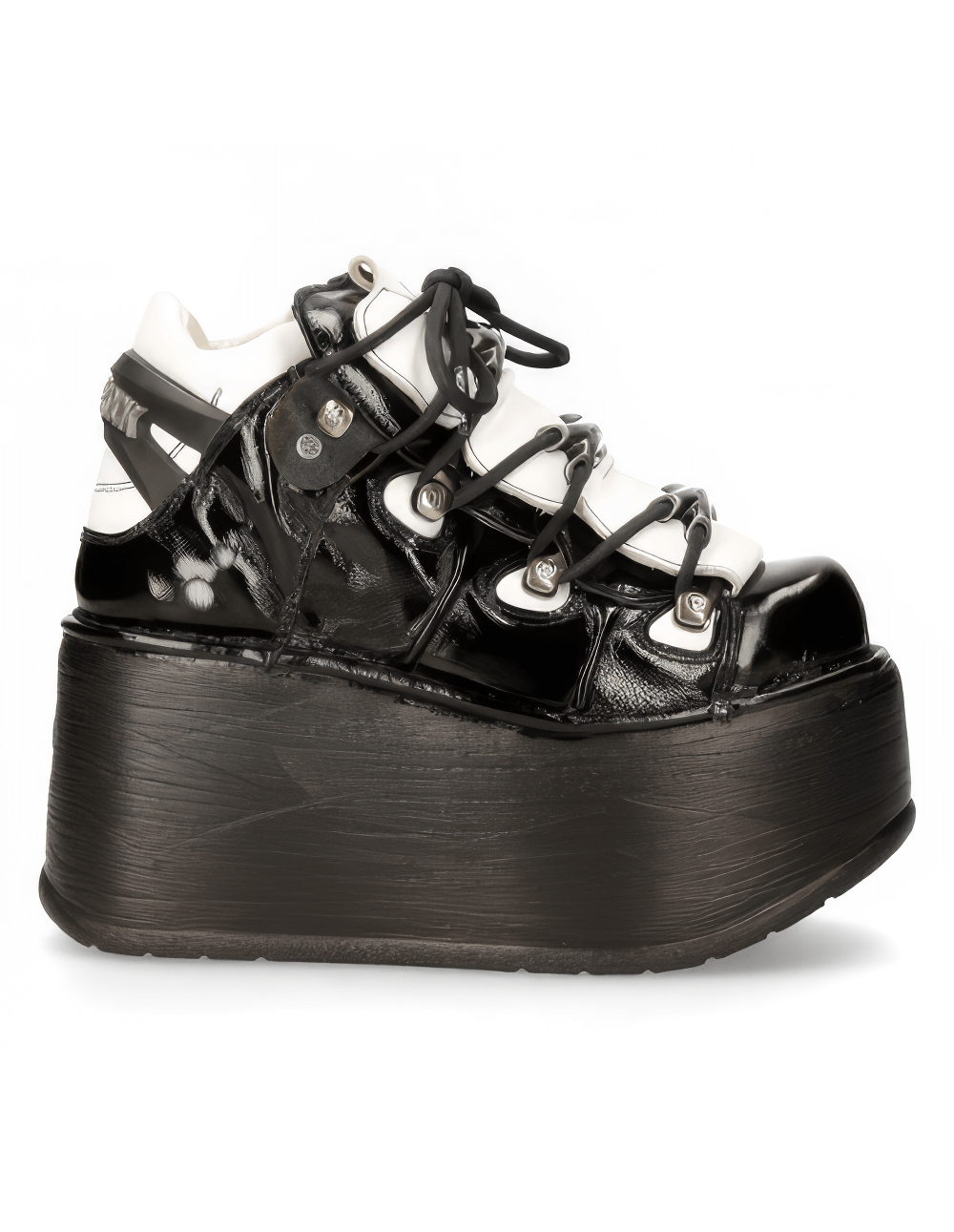 NEW ROCK black and white gothic platform ankle boots featuring lace-ups and robust sole for bold goth fashion.